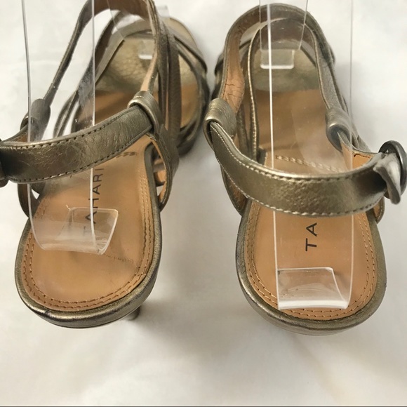 Tahari Senorita Gold Heels - Picture 6 of 8